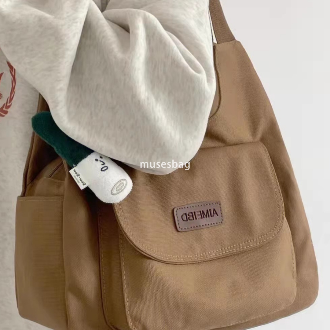 Niche Design Instagram Large Capacity Canvas Bag for Women Autumn and Winter New Trendy Instagram Style Casual Underarm Bag Versatile Student Tote Bag