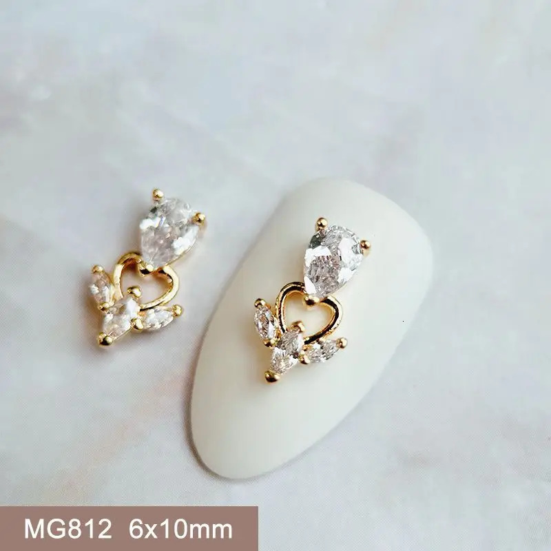 10pcslot Pink Red Love Heart Flower Alloy Nail Art Zircon Crystal Metal Manicure Nails Accesorios Supplies Decorations Charms 240624