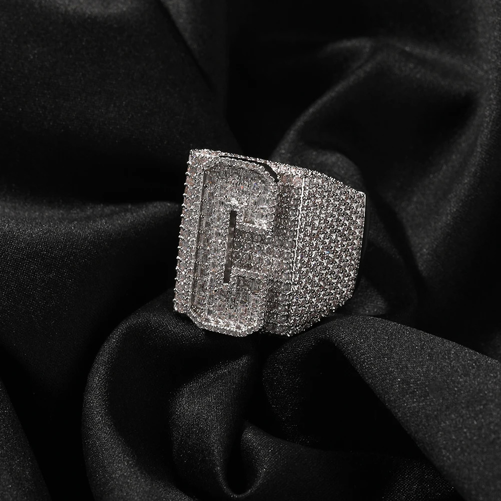 THE BLING KING Custom Big Mens Ring Personalized Letters Numbers Full Iced Out Cubic Zirconia Party Rings Hiphop Rapper Jewelry 240617