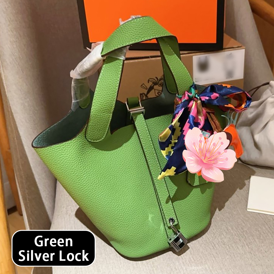 Shoulder Bag Small Tote Designer Handbag Women High Quality Genuine leather 18CM 22CM Togo Pochette with Gold or Silver Lock Basket Bag Luxurys Handbags