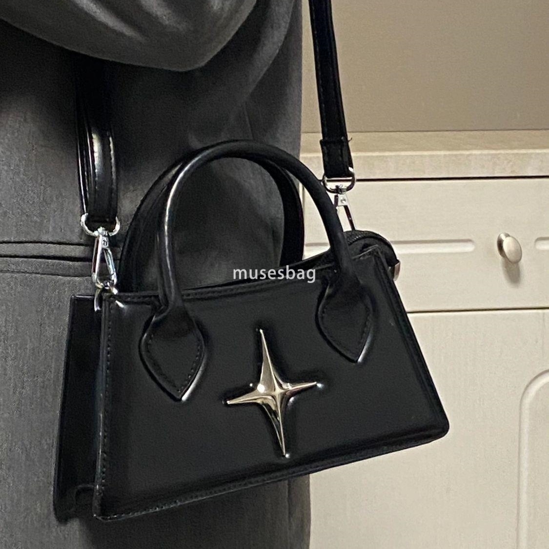 spicy girl style small and niche bag women's new high-end and fashionable geometric design star portable versatile crossbody bag