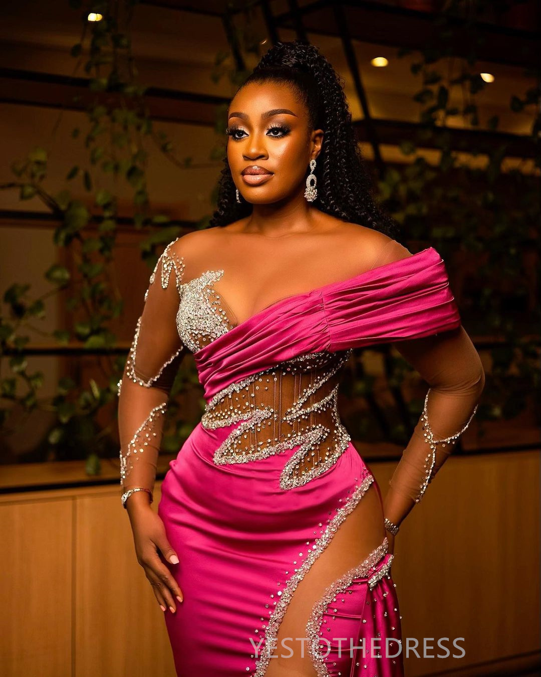 2024 Fuchsia Prom Dresses for Special Occasions Black Women Promdress Evening Gowns Illusion Mermaid Long Sleeves Side Split Rhinestones Birthday Dres