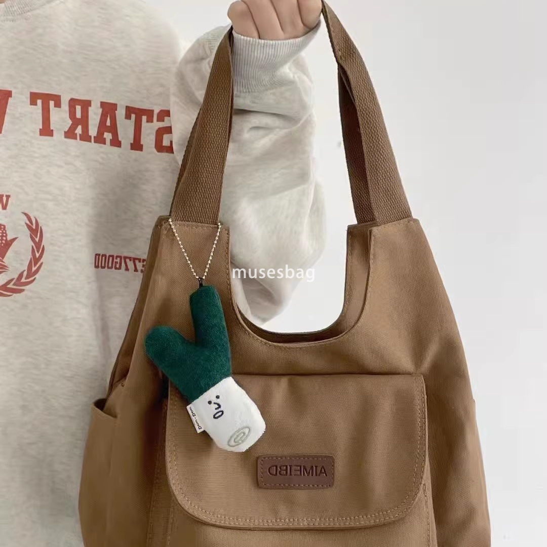 Niche Design Instagram Large Capacity Canvas Bag for Women Autumn and Winter New Trendy Instagram Style Casual Underarm Bag Versatile Student Tote Bag