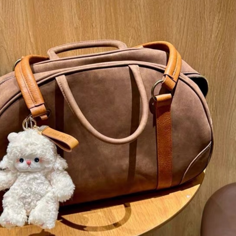Korean version of street trend niche design Maillard retro Boston bag women's new large capacity portable bowling bag niche versatile bag