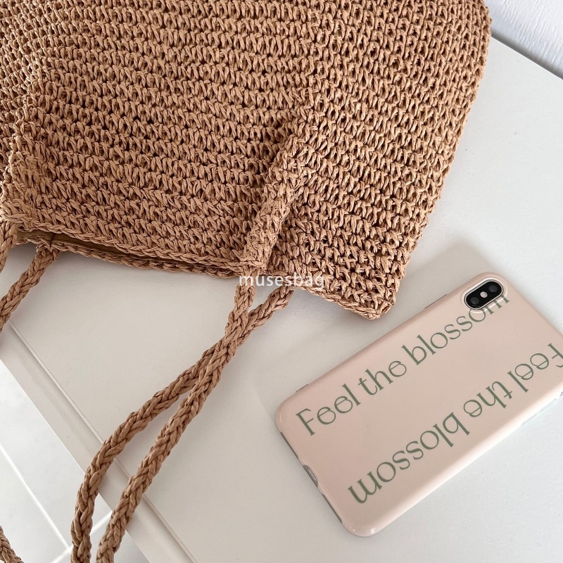 High quality women's fashionable one shoulder large capacity grass woven bag portable simple classic leisure bag seaside vacation beach rattan wo