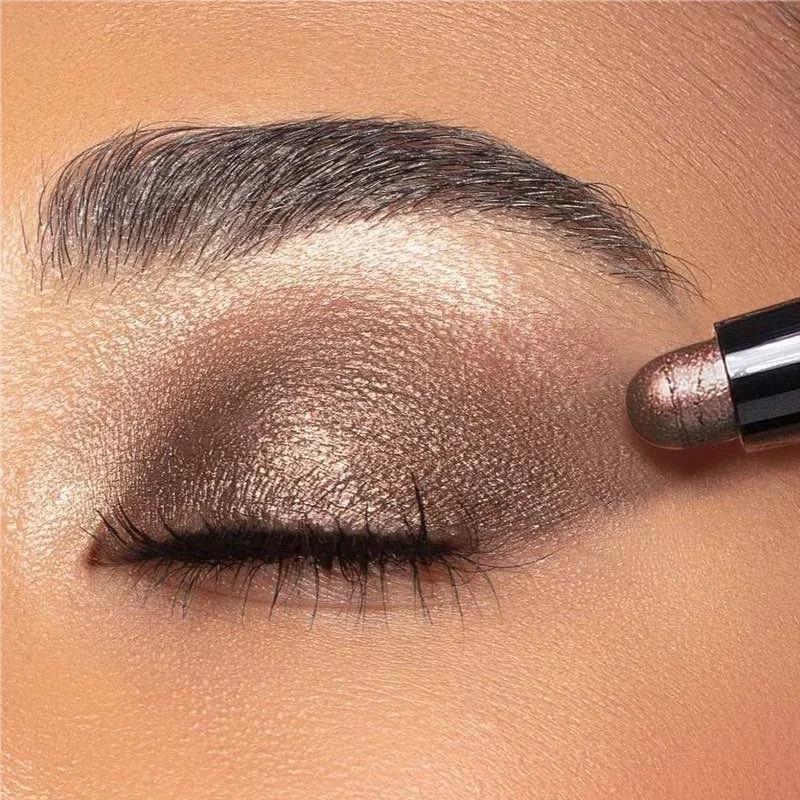 Matte Glitter Eyeshadow Stick Makeup Pearlescent Brighten Lying Silkworm Eyeliner Highlighter Lasting Eye Shadow Pencil Cosmetic 240624