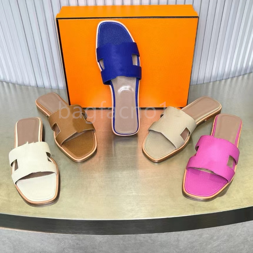 Classic Beach Sandals slippers Top quality Leather sole womens sandals Luxury designer Flat heel Summer Lazy slides Holiday Walking shoes With box bag 34-42