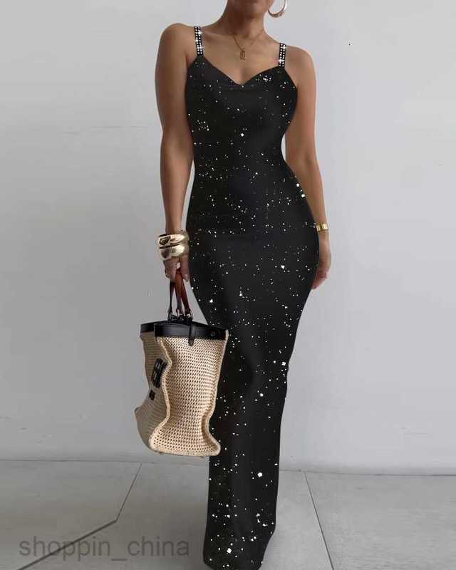 Fashion Design Dress New hot selling white camisole slim fitting long skirt for summer Single Elegant Sleeveless Dress Women Knit Mini Dresses For Wom