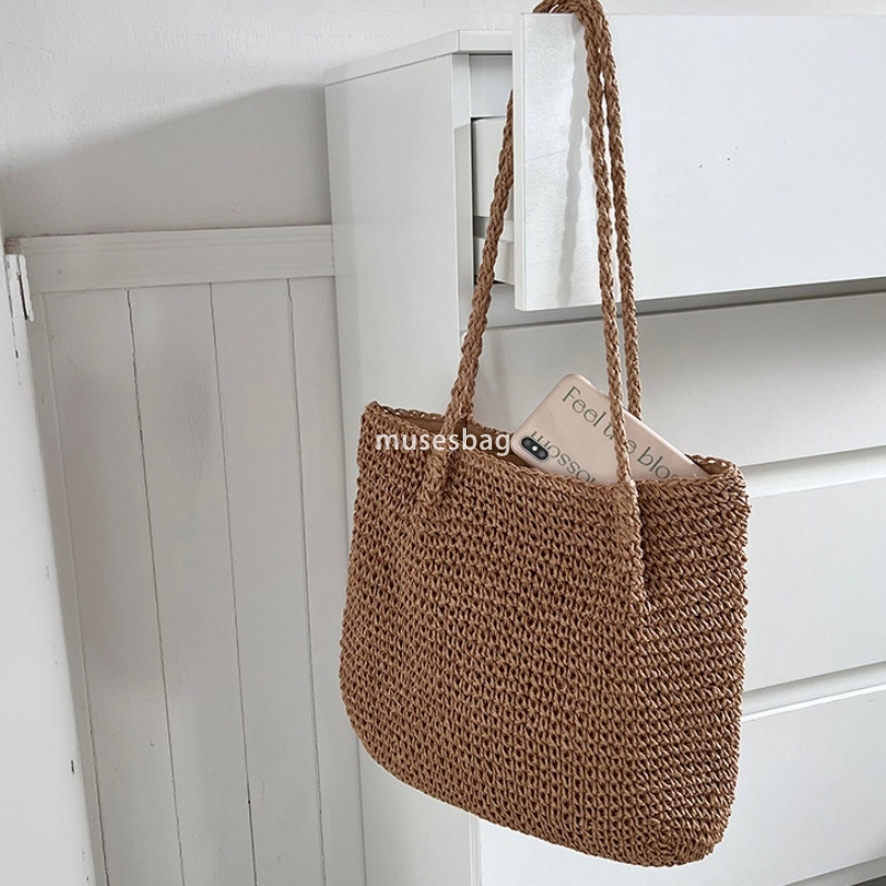 High quality women's fashionable one shoulder large capacity grass woven bag portable simple classic leisure bag seaside vacation beach rattan wo