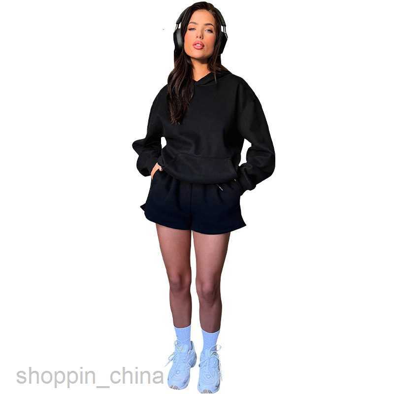 Women's Tracksuits Autumn/Winter Solid Color Long Sleeve Hooded Sweater Women's Two Piece Fashion Casual Shorts Set Sets