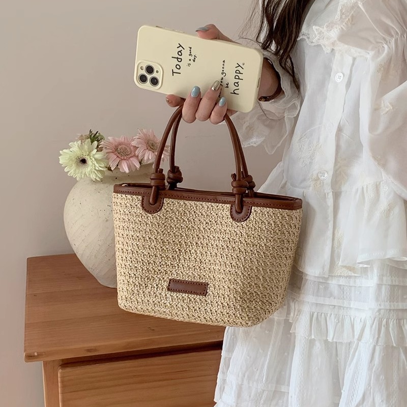 Korean women's fashionable and practical beach style portable small bag with large capacity one shoulder crossbody bag vegetable basket water buc