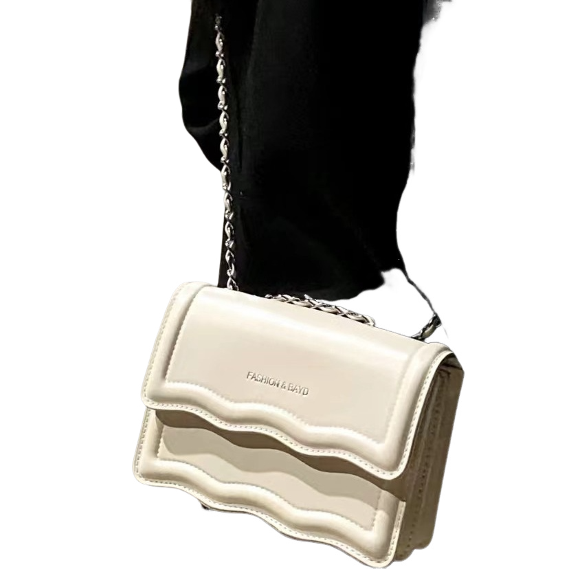 Korean version high-quality handbag for women new autumn and winter fashion high-end texture niche wave chain small square bag single shoulder crossbo