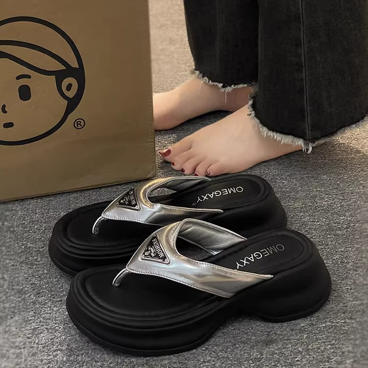 GAI charm designer Summer Home non-slip breathable white rose red blue sier bathroom walking slippers for women size ff2