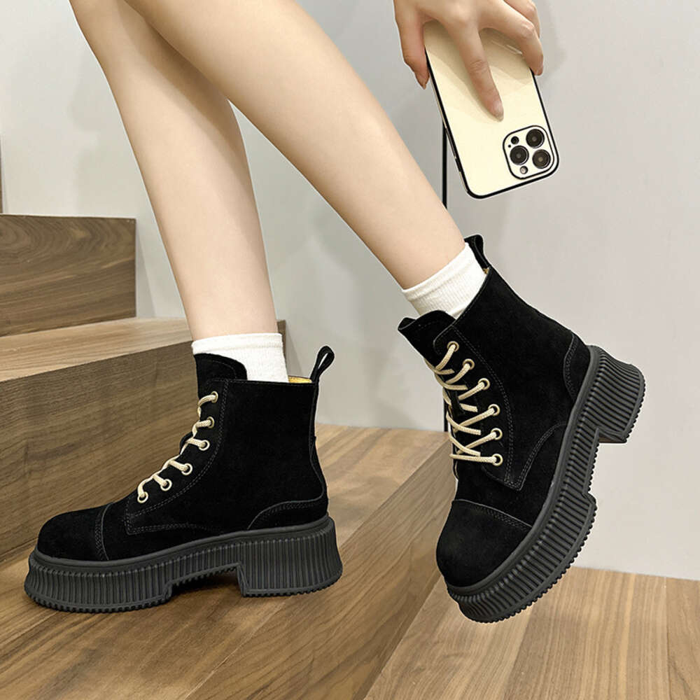 Sister Xuan Yi With The Big Yellow Boots British Style Retro Ankle Desert Tooling Leather Within Increase Martin Women Ddmysaturn