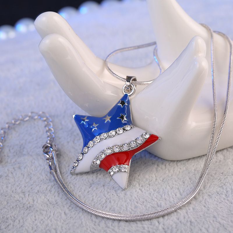 Luxury USA American Flag Heart Pendant Necklace 5-Pointed Star US Flag Necklaces with Austrian Crystal for Men Women Patriotic Independence Day Jewelr