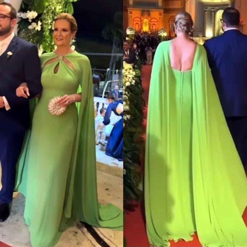 Elegant Long Chiffon Mother Of The Bride Dresses With Cape Open Back Floor Length Simple Wedding Guest Gowns Women Green Evening Formal Wear