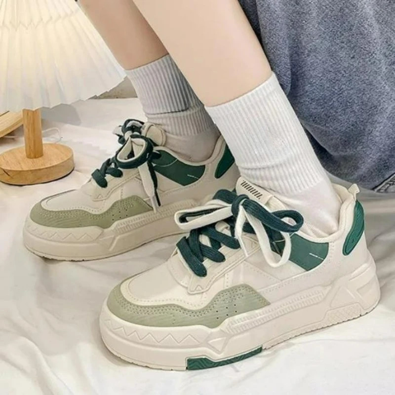 Women Vulcanize Shoes Flat Lace-up Sneakers Outdoors Non-slip Casual Comfortable Female Sports Platform Shoes Zapatillas Mujer 240626