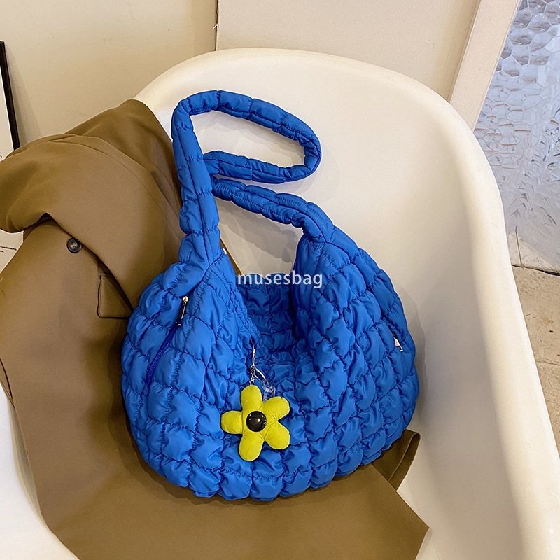 Cloud Folded Big Bag Korean Version Fashionable Large Capacity Bubble Tote Bag Casual One Shoulder Crossbody Dumpling Bun