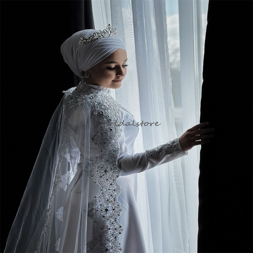 Arabic Islamic Muslim Wedding Dresses With Cape High Neck Long Sleeve Silver Appliques Lace Abayas Bride Dress Muslimah Bridal Dress Vestios De Novia 
