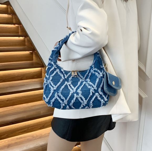 This Rhombus Denim Handbag Is Stylish, Simple , Suitable for Work, Commuting and Dating. H6.26#30