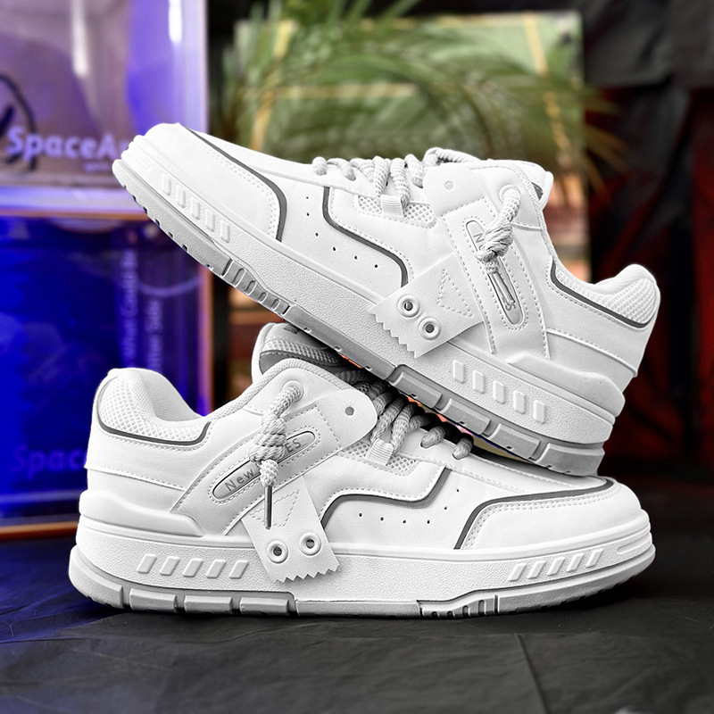 New Men's Niche Design Fashionable Versatile Casual Board Shoes