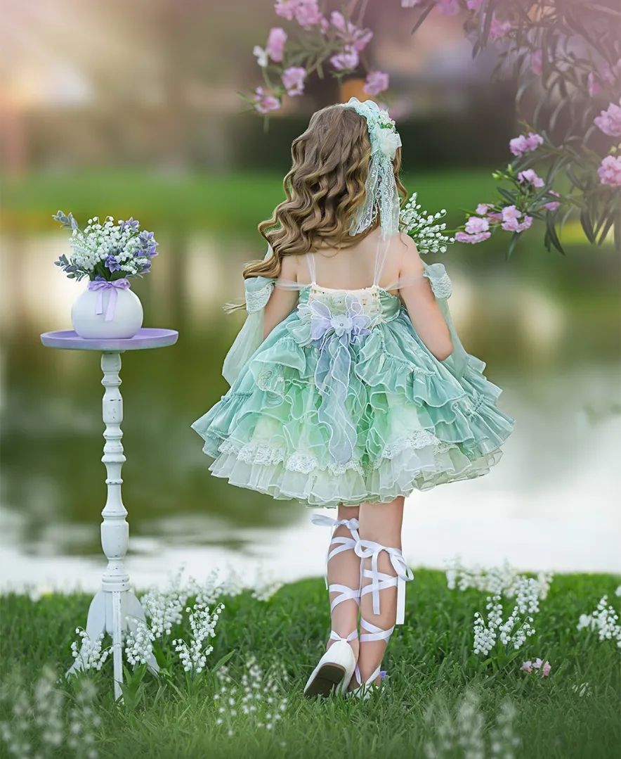 Bohemian wer Girl Dresses For Wedding Ruffled Skirt Toddler Pageant Gowns Beaded Organza Sweep Train First Communion Dress