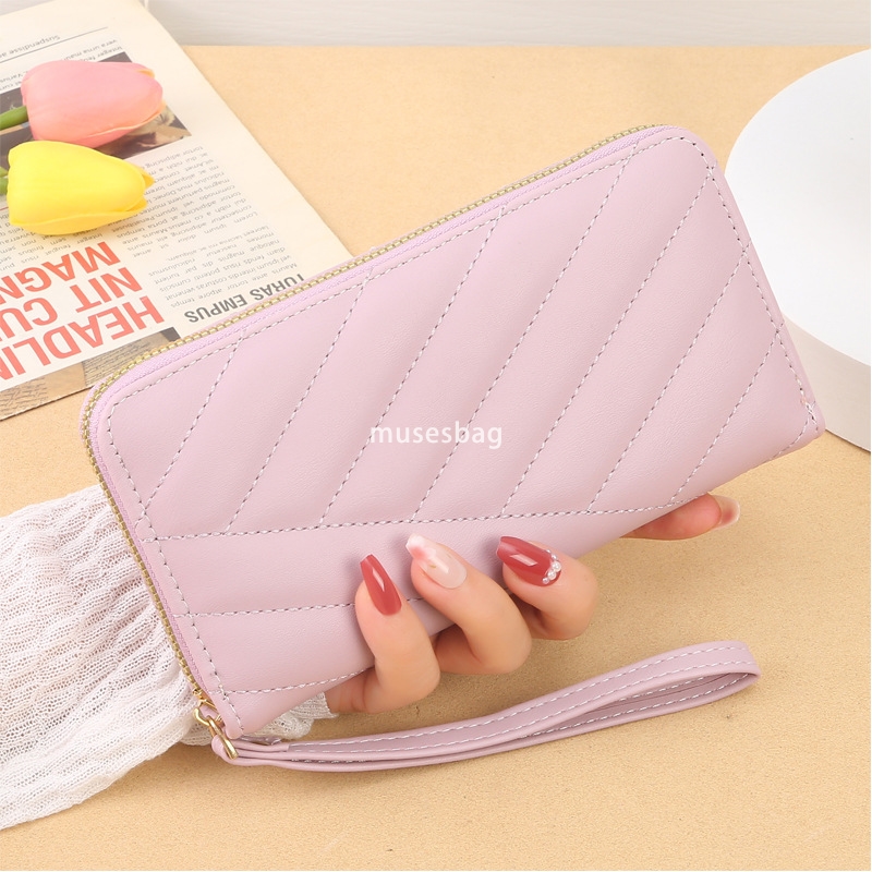 High end women's fashionable temperament, socialite new Korean version wallet long single zipper simple and practical large capacity multi card w