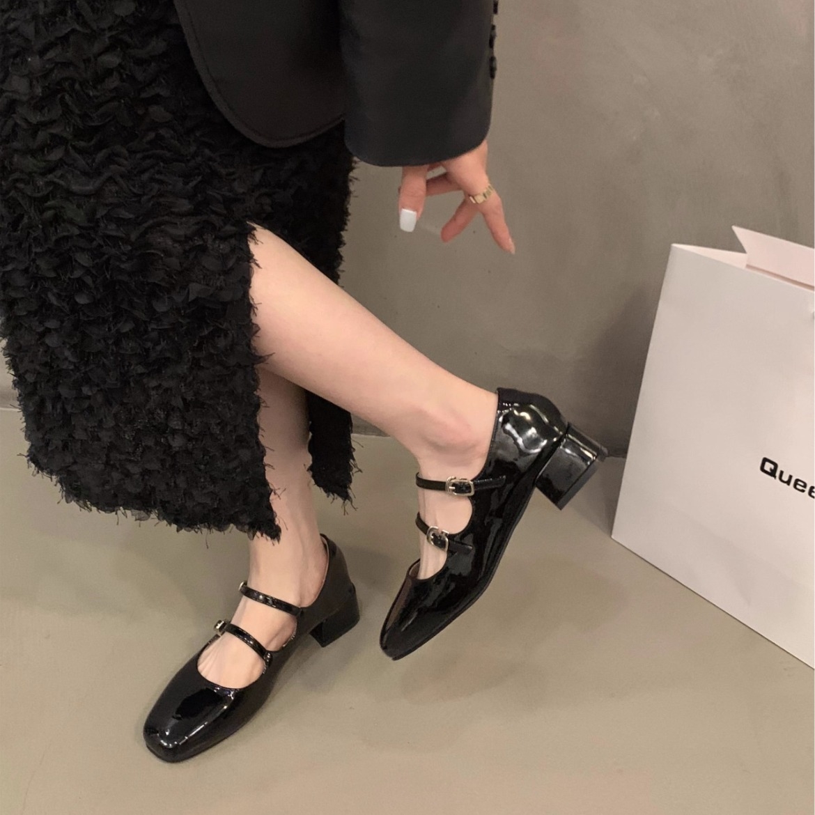 Block Heel Black Mary Jane Small Leather Shoes Women's Shoes 2024 New Summer French Evening Evening Black Spring and Autumn Shoes
