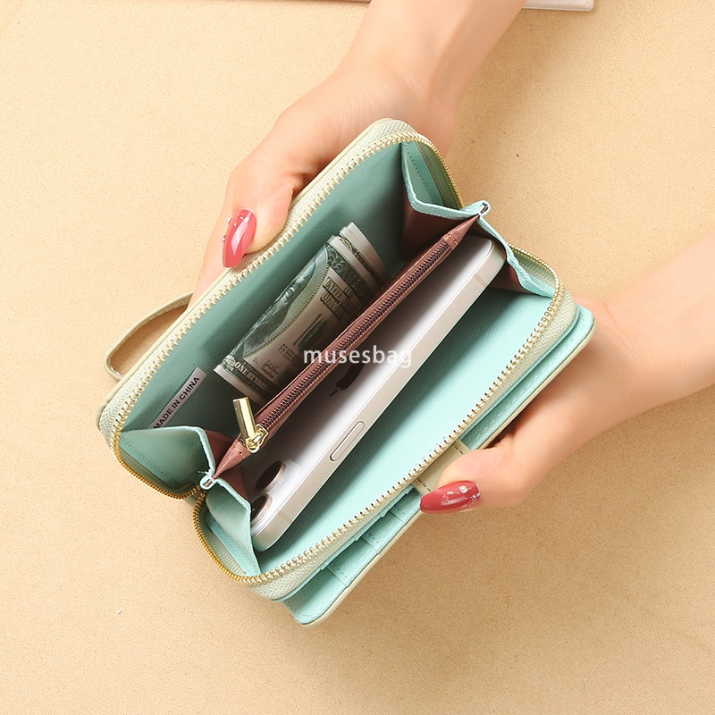Fashionable women's designer new Korean lightweight and practical wallet short wallet leather jacket stylish and versatile large capacity change 