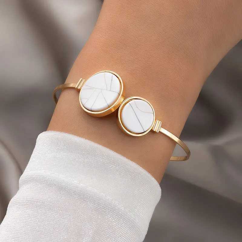 Bangle Trendy Geometric Link Chain Bracelet Set For Women Rhinestones Gold Color Triangle Heart Pendant Open Cuff Bangle Girls Jewelry