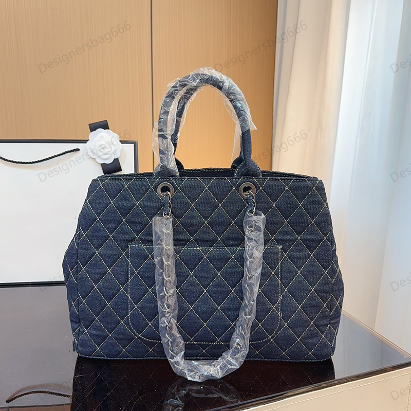 Womens Designer Denim Tote Bag Shopping Bag Canvas Leather HandbagQuilted Distressed Silver Glod Metal Hardware Matelasse Chain Handle Shoulder Cross Body