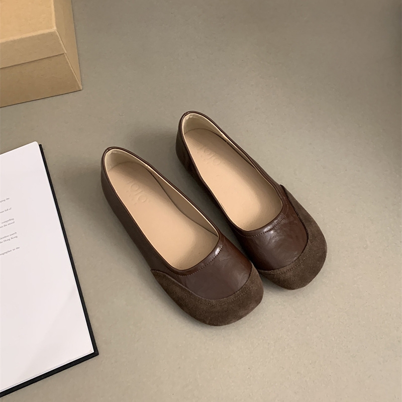 Soft and comfortable, Han Fan color-blocked 2024 spring new square head cowhide stitched shallow flat single shoes women sliver