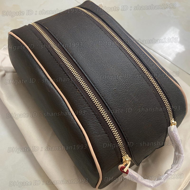 Fashion Accessories Men Large Damier Graphite Coated Canvas Toiletry Bag Makeup Case Cosmetic Dopp Kit Toilet Pouch Double Zipped Closure With Magnetic Flap