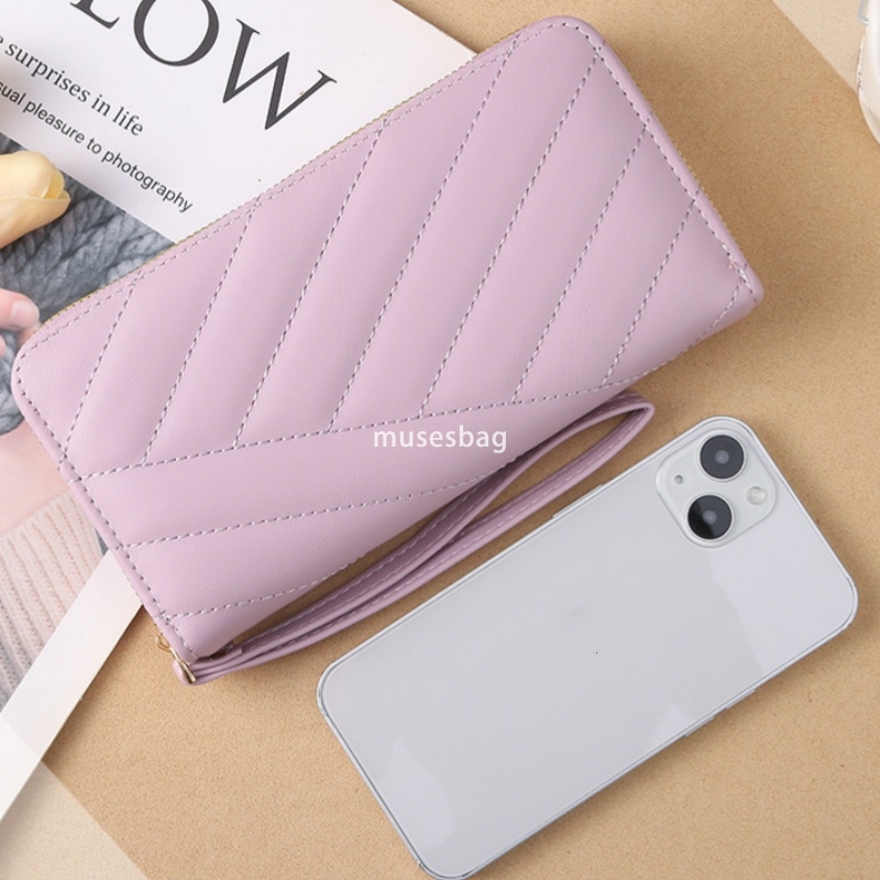 High end women's fashionable temperament, socialite new Korean version wallet long single zipper simple and practical large capacity multi card w
