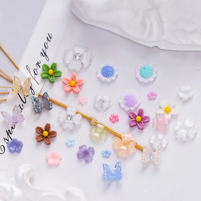 1 pack of 3D Aurora Bear Butterfly Nail Art Accessories Resin Flat Back White Flower Acrylic Nail Flash DIY Decoration 240625