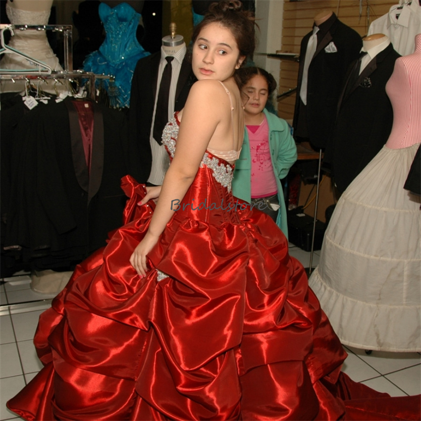 Extravagant Red Quinceanera Dresses With Jacket Tiered Ruffles Appliques Sweet 16 Birthday Dress Elegant Vestidos De Xv Gothic Traditional 1800s Robe 