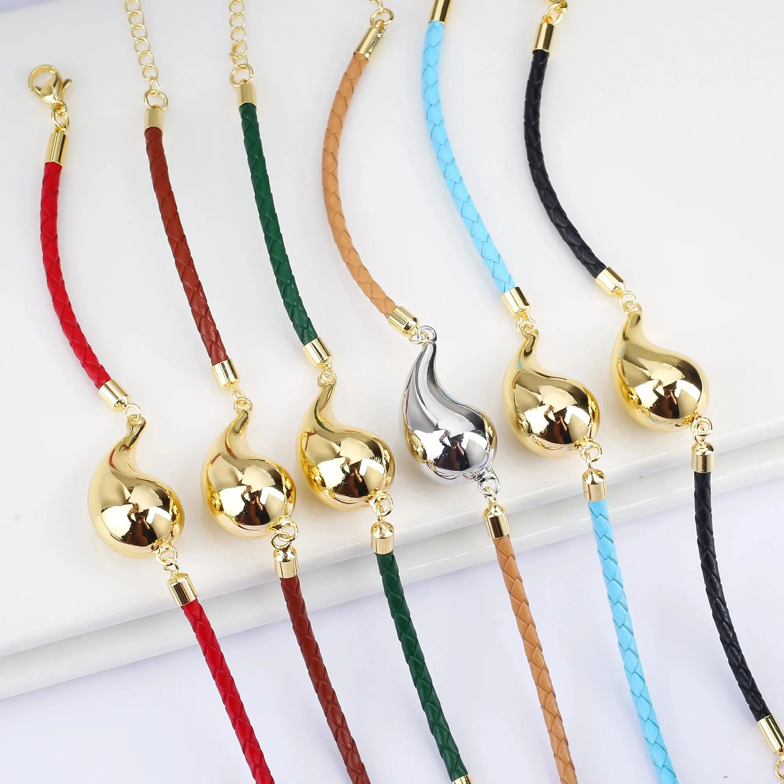 Simple Gold Plated Comma Leather Braided Adjustable Bracelet Fashion Women Water Drop Bracelet for Party Jewelry Gift Daily Wear 240618