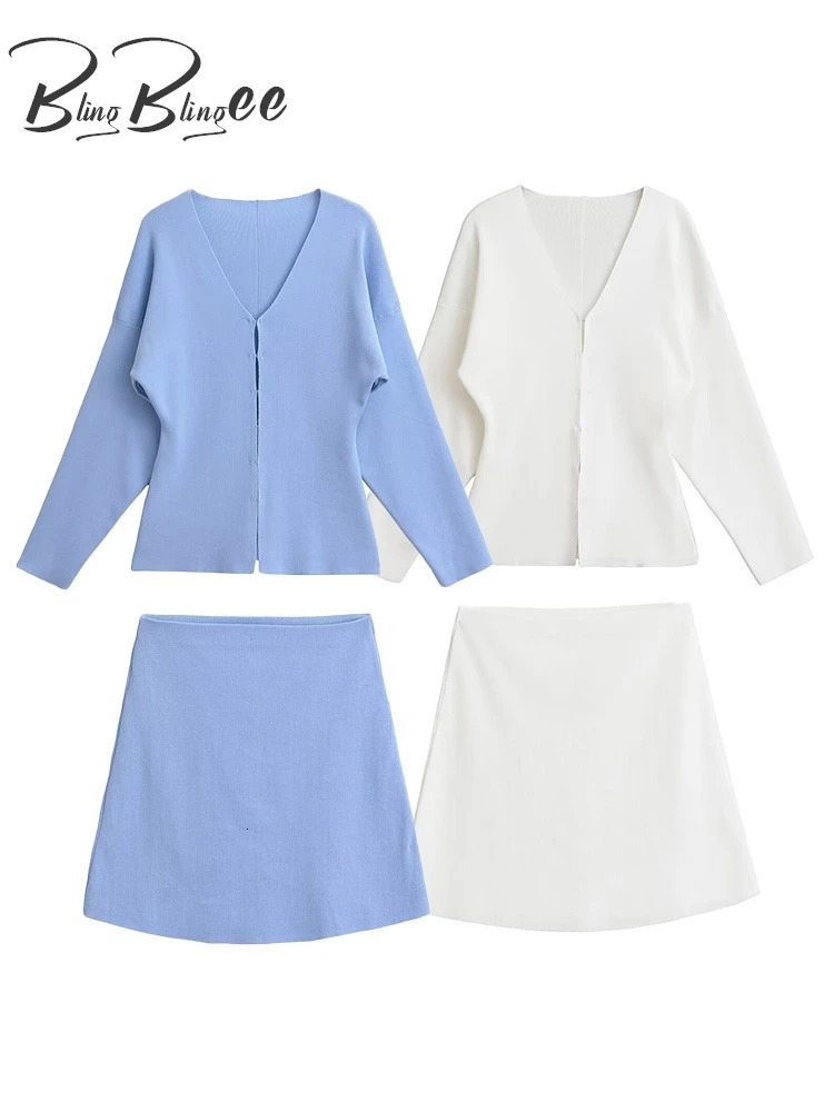 BlingBlingee Autumn Thin Knitted Women Mini Skirt Suits Traf V Neck Hooks Closed Slim Short Jacket Female Crop Top Y2K Sets 240618