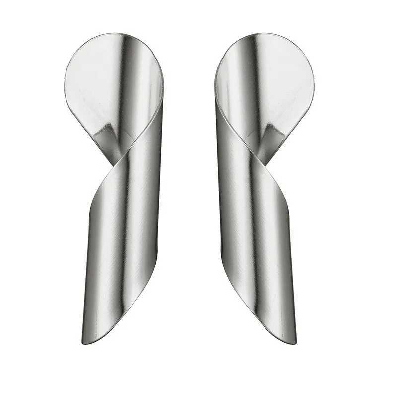 Ear Cuff Irregular Geometry Glossly Metal Drop Earrings for Women Vintage Fashion Jewelry Exaggerated Spiral Curved Statement Earrings