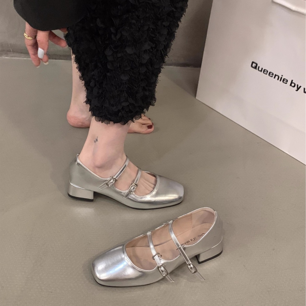 Block Heel Black Mary Jane Small Leather Shoes Women's Shoes 2024 New Summer French Evening Evening Black Spring and Autumn Shoes