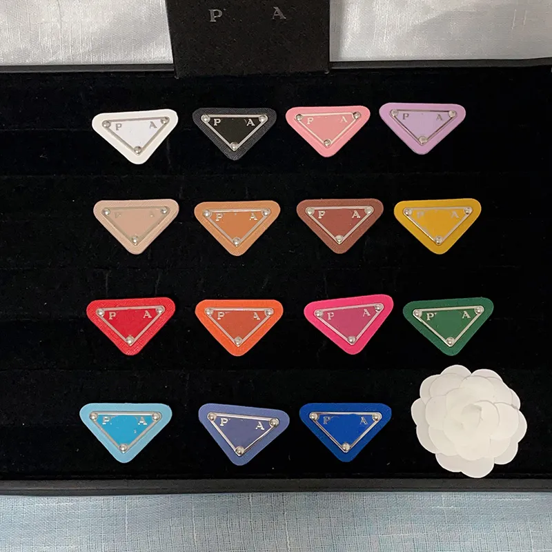 15 Style French Brooch Fashion Brand Designer Badge Brooches Luxury Jewelry Monogram Brooch Springtime Gift Lapel Pins Wedding Party Clothes Bag ornament bj281