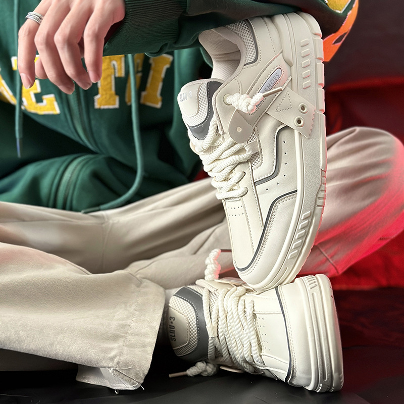 New Men's Niche Design Fashionable Versatile Casual Board Shoes
