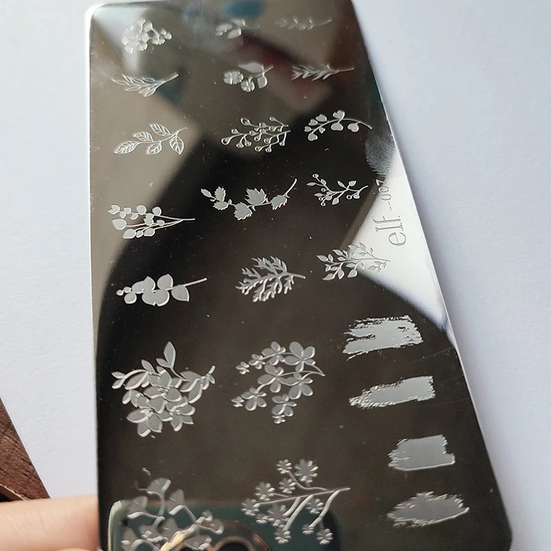 Crown cartoon leaf nail stamping board leaf flower butterfly line printing template nail art tool 240625