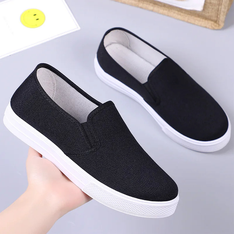 Women Canvas Flat Shoes Autumn Fashionable and Comfortable Wear Resistant Soft Soled White Canvas Women Slip on Work Shoes 240626