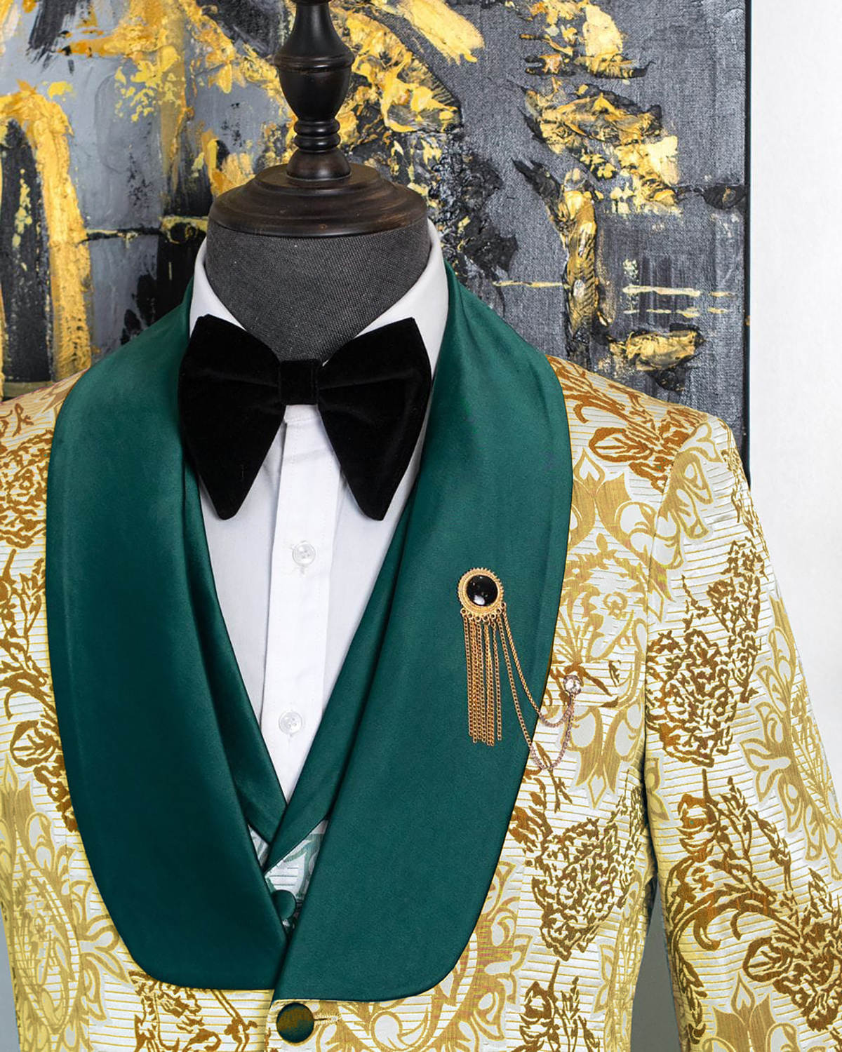 Gold Pattern Mens Wedding Tuxedos Shawl Lapel Groom Formal Tailored Party Birthday Wear 3 Pieces