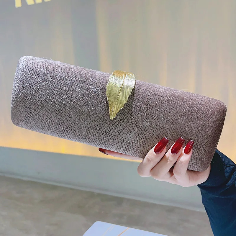 Women Clutch Purses Evening Handbags Unique Personality Formal Party Wedding Cocktail Prom Shoulder Bags with Chain 240627