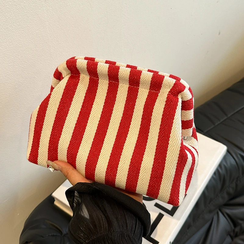 Handbag Summer Beach Pouch Bags For Women Strip Pattern Clutch Bags Canvas Clip Hand Purse Fashion Style Ladys Summer Bag 240627
