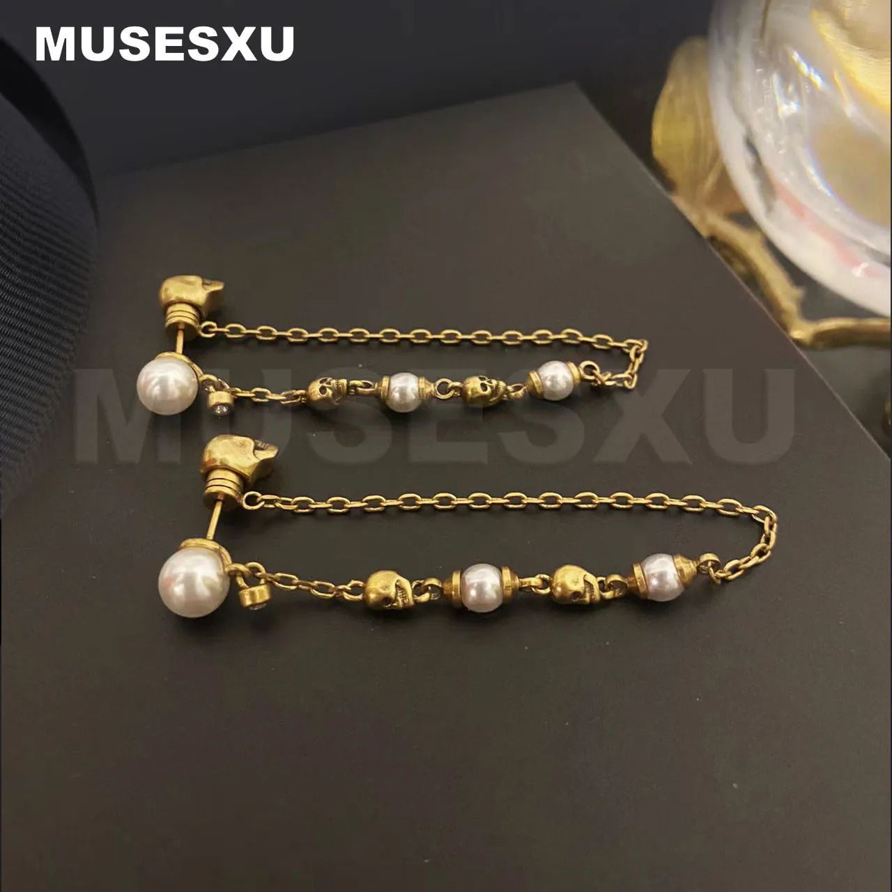 Jewelry Accessories Pearl Pendant Golden Skull Double-Layer Necklace Tassel Earrings Two Piece Jewelry Set For Womens Gifts 240627
