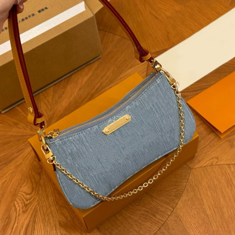Denim Designer Shoulder Bags Women's Handbags Totes Leather Trim Casual Chain on The Wallets Fashion Light Blue Liv Tote New