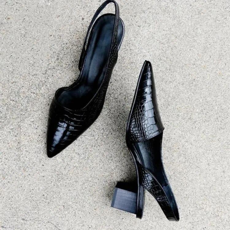 Dress Shoes Vintage Pointed Toe Women Pumps Spring Summer Party Dancing Heel Sandals Sadalias Femininas